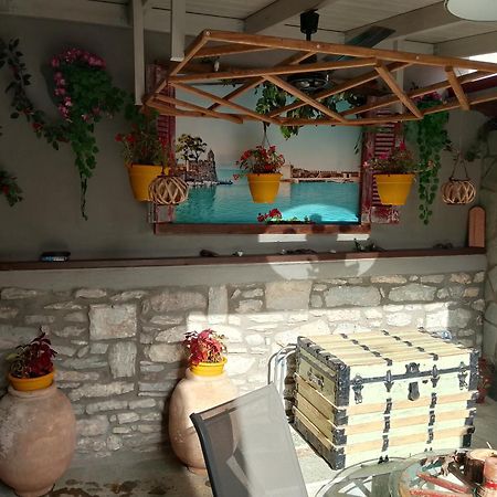 Apartamento Αυθεντικό Πετρινο Στην Ναύπακτο Nafpaktos Exterior foto