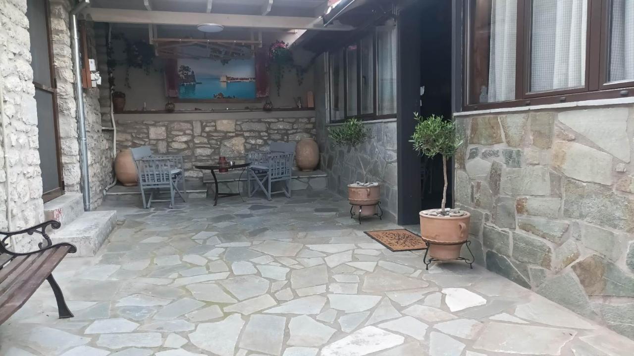 Apartamento Αυθεντικό Πετρινο Στην Ναύπακτο Nafpaktos Exterior foto